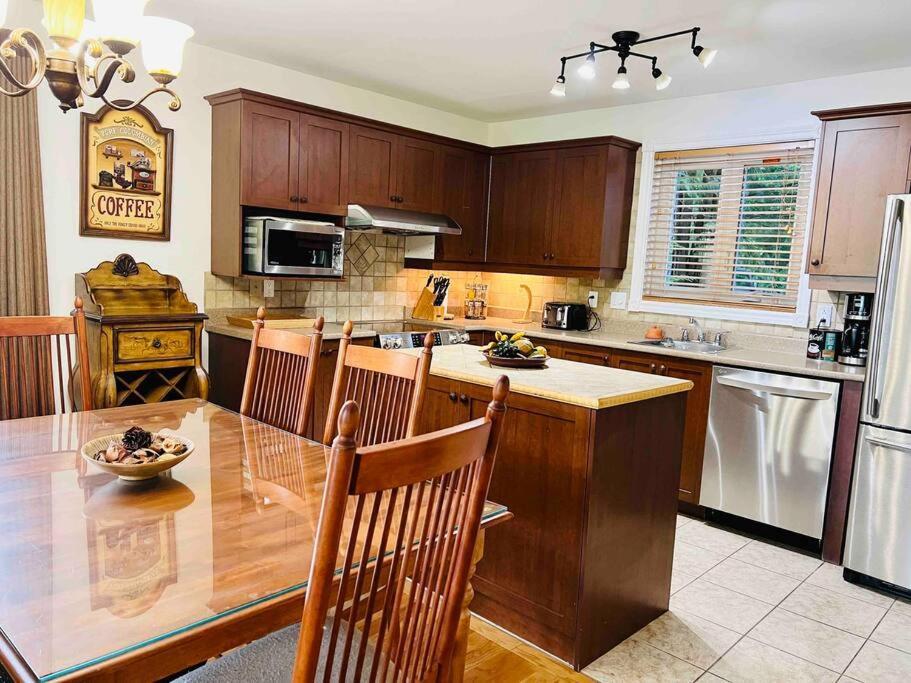Appartement P tit Boréal- 2 minutes de la Plage Memphrémagog Extérieur photo