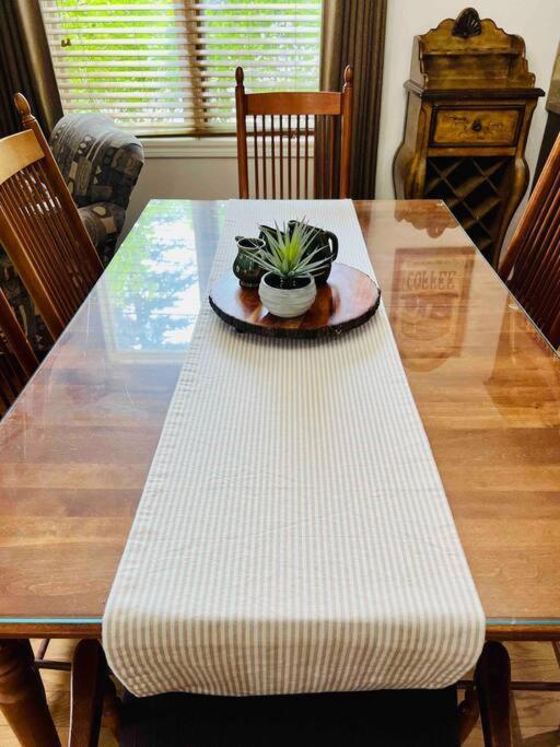 Appartement P tit Boréal- 2 minutes de la Plage Memphrémagog Extérieur photo