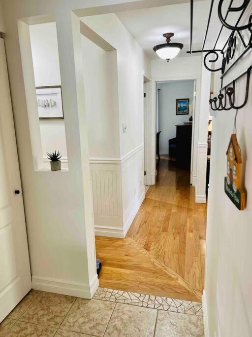Appartement P tit Boréal- 2 minutes de la Plage Memphrémagog Extérieur photo